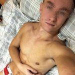 Plan chaud beau jeune gay sportif Besançon